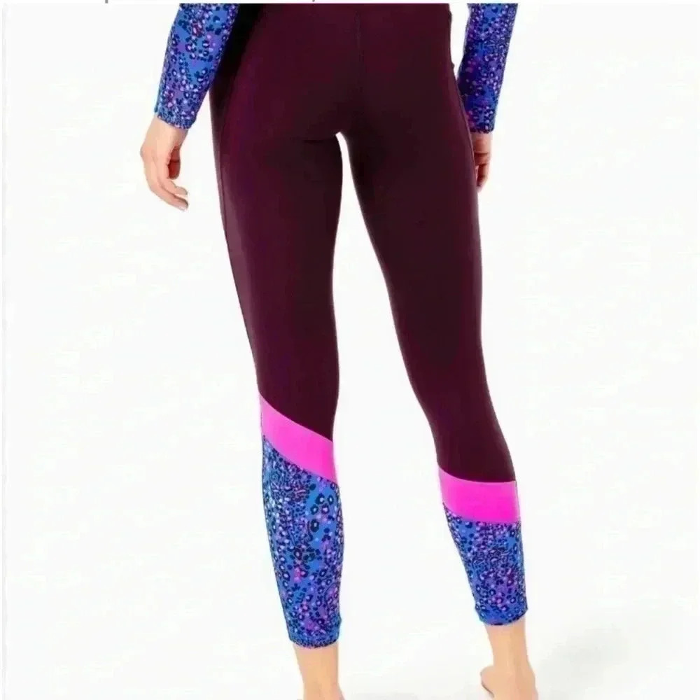Lilly Pulitzer Luxletic Weekender High rise legging Cherry Ganache- size small - Picture 2 of 10